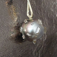 Controversy (Sputnik) Diamond Pearl
