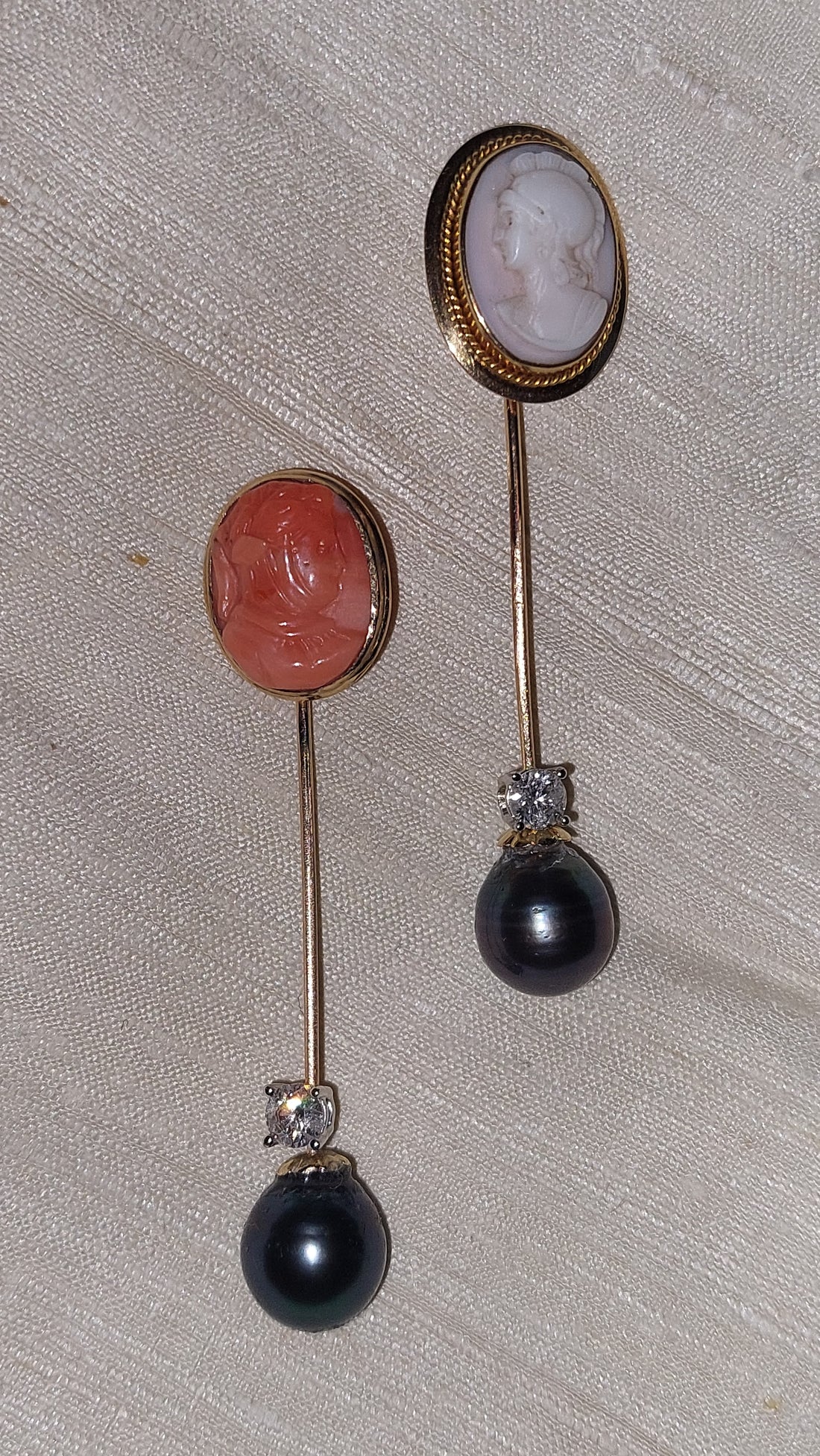 Medici Ear Pins