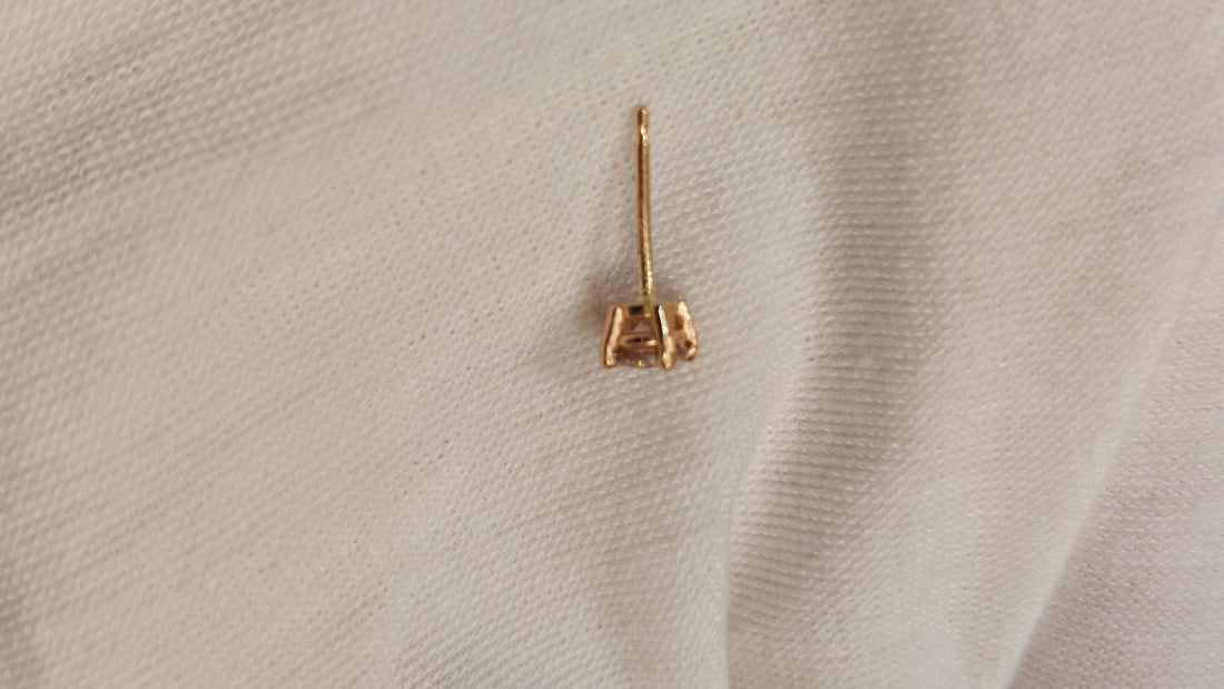 Kiss from a Rose - Diamond Earrings
