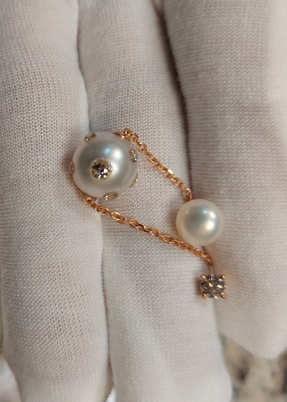 Kiss from a Rose - Pearl Earrings