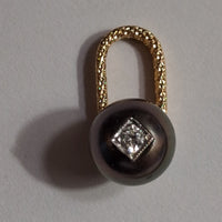 Currents Pear Diamond Gold Set
